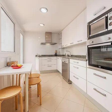 Sea One Апартаменти Порт-де-Польєнса