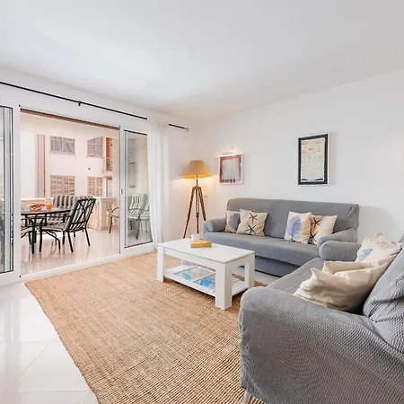 Sea One Апартаменти *